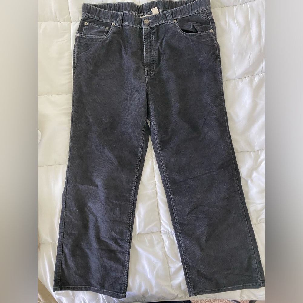 DKNY 38w30L Mens Bootcut Corduroy